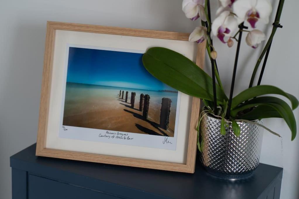 הרן ביי Stylish Beachfront Apartment, Sweeping Ocean Views And Luxury Touches מראה חיצוני תמונה